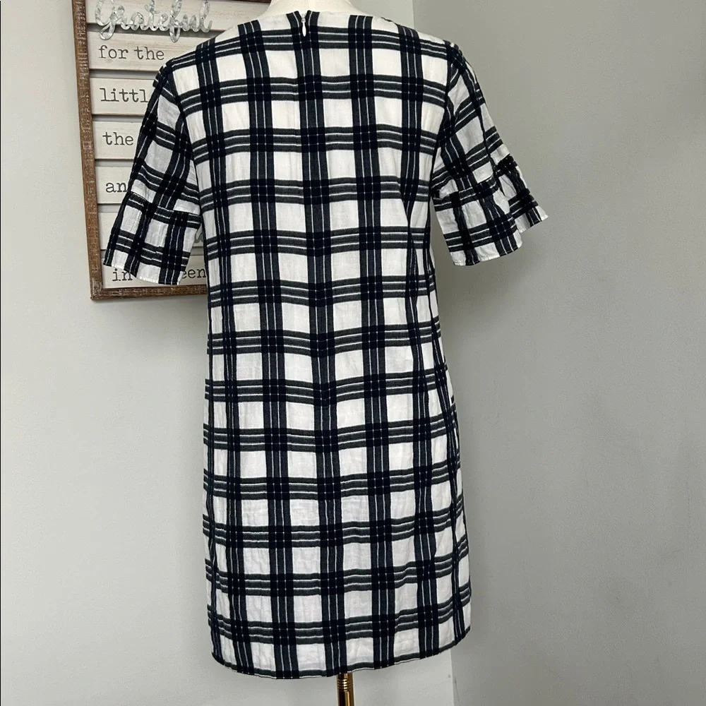 Madewell | Leighton Plaid Bell Sleeve V Neck Dress - Picture 2 of 12